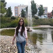 Universitaria da clases de lengua y literatura hasta cuarto de la ESO